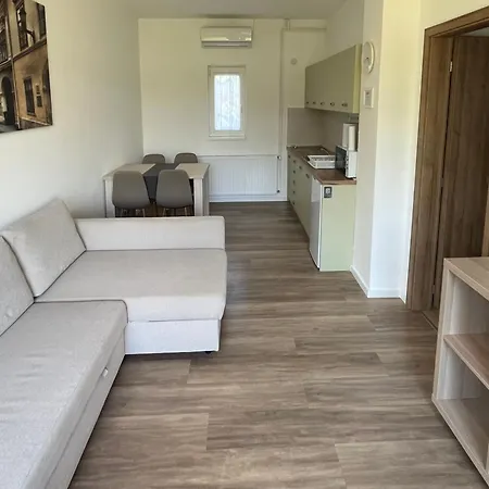 Apartment Petita Garden Siofok